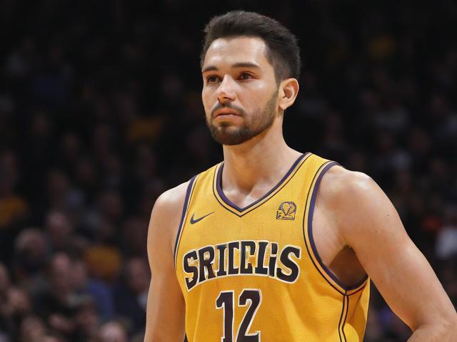 “九游app_ 历史传奇：NBA最伟大球员的黄金时代”，nba史上最伟大的十名球员