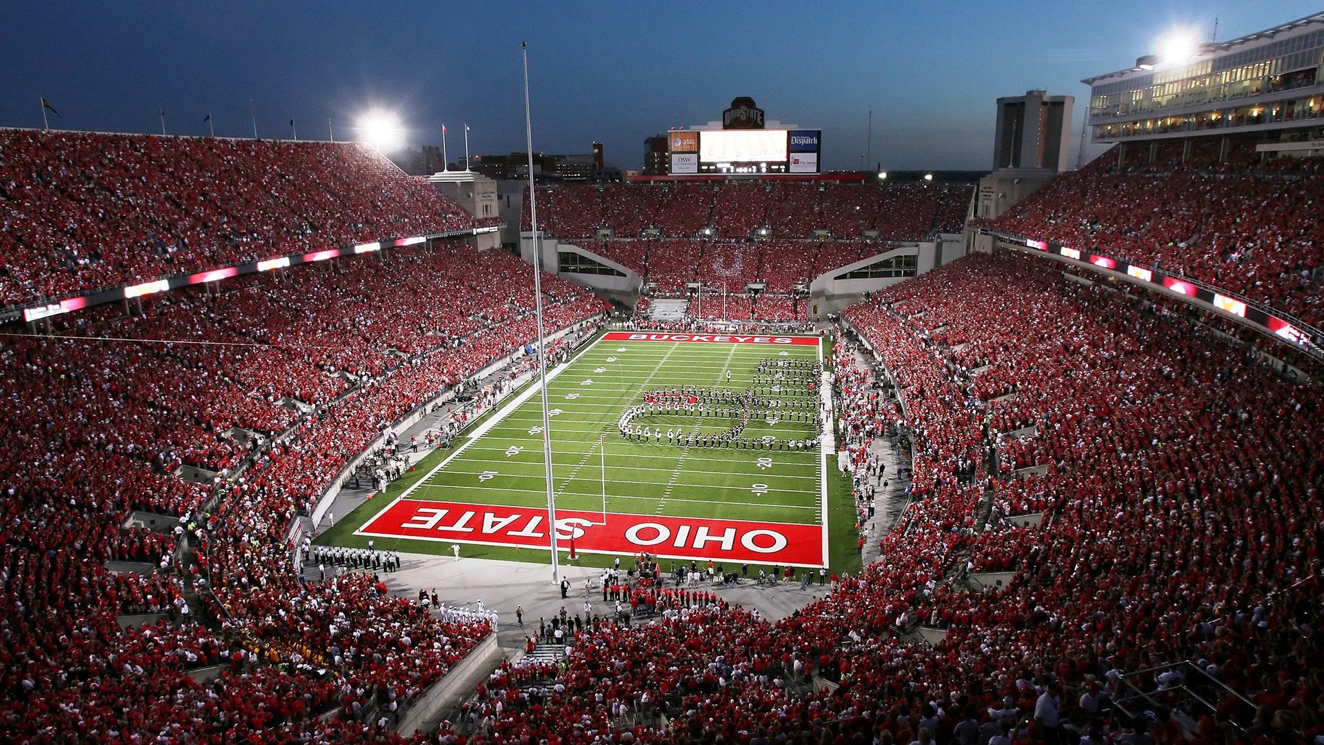 “直线飞冲:瞬间点燃全场的极速冲刺”,直线冲击