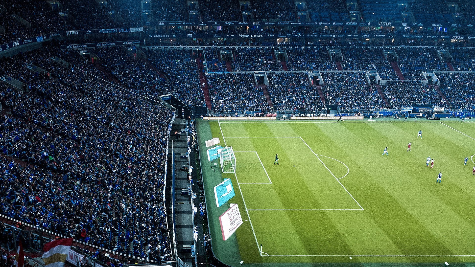 多元人才孵化平台：电竞行业从“玩”到“行”的转变