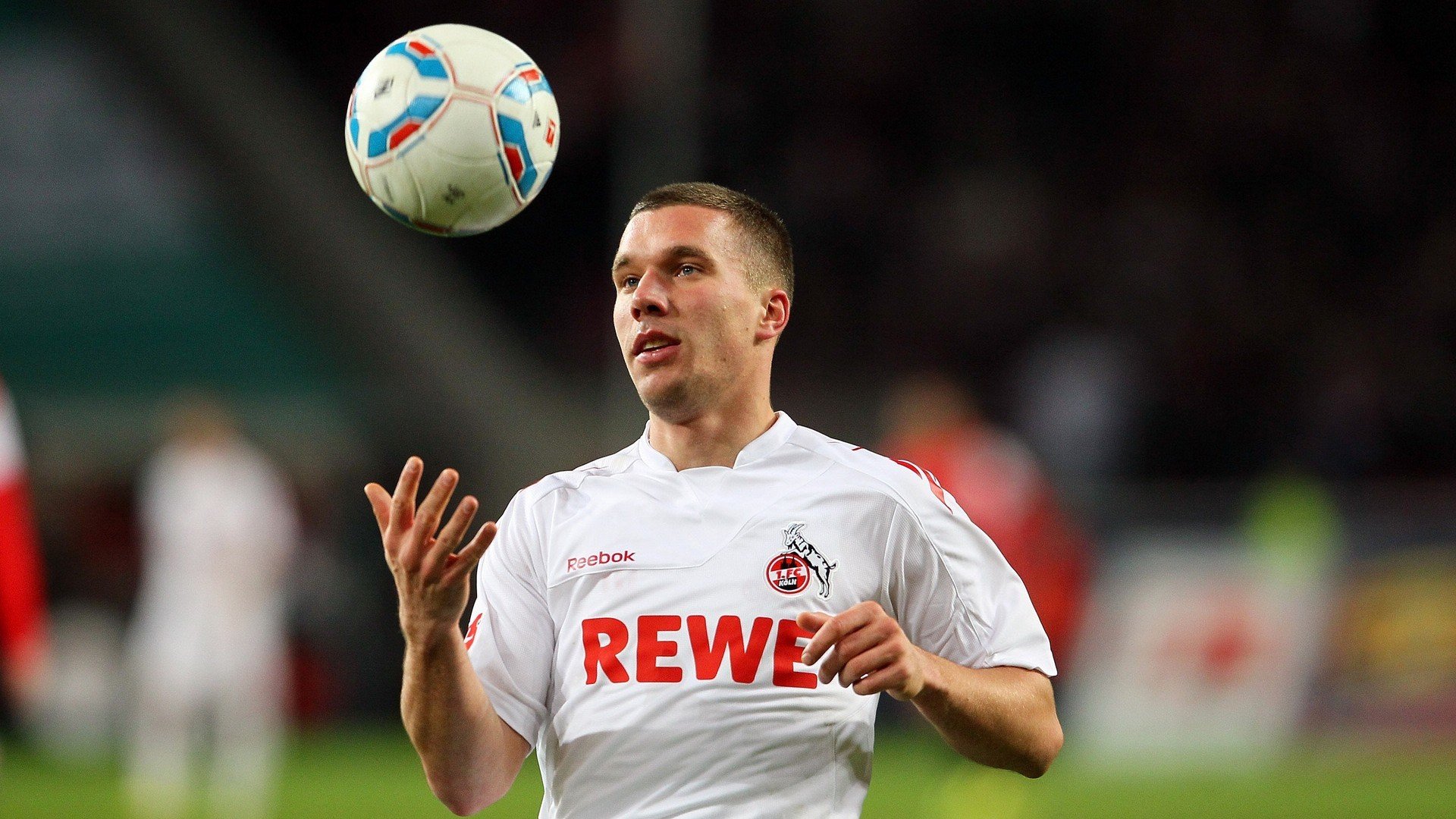 多元人才孵化平台：电竞行业从“玩”到“行”的转变