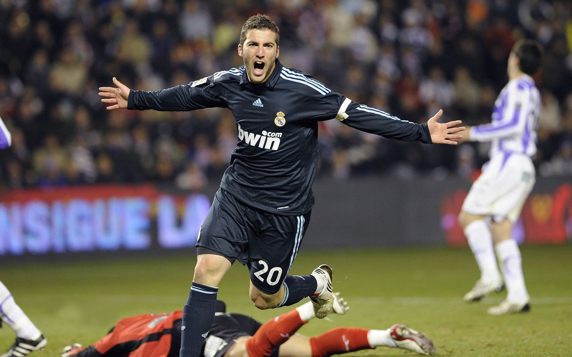 未来天才:青训体系培养的潜力新星,未来青年第一集